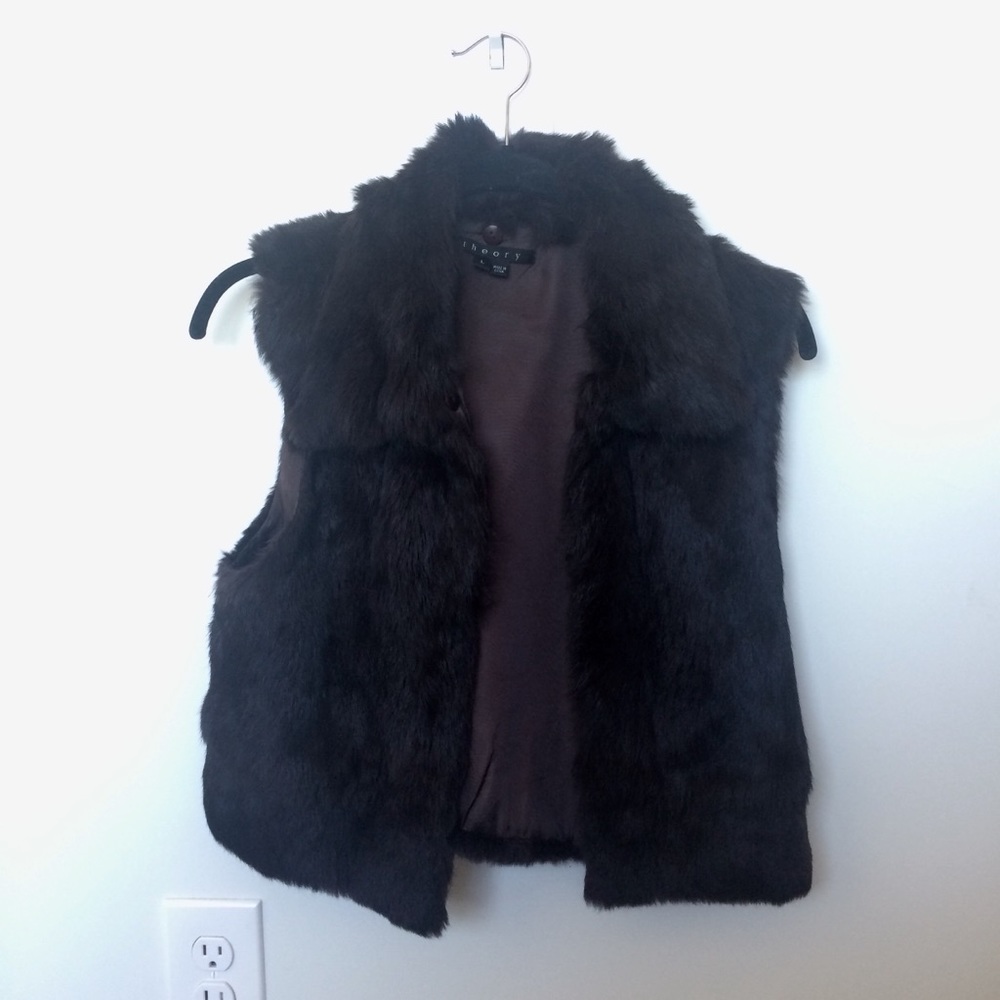 NWOT Theory Rabbit Fur Cropped Vest